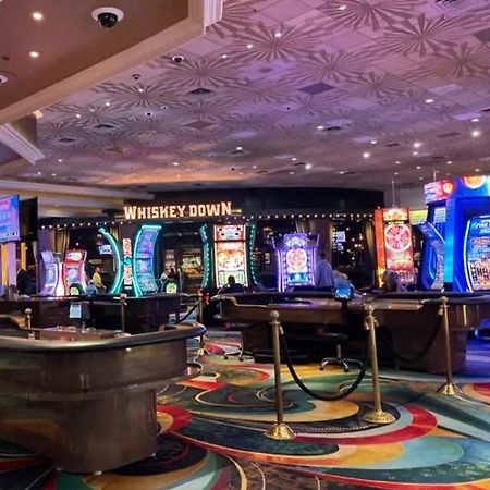 Tropicana Resort Vegas Strip Лас Вегас Екстериор снимка
