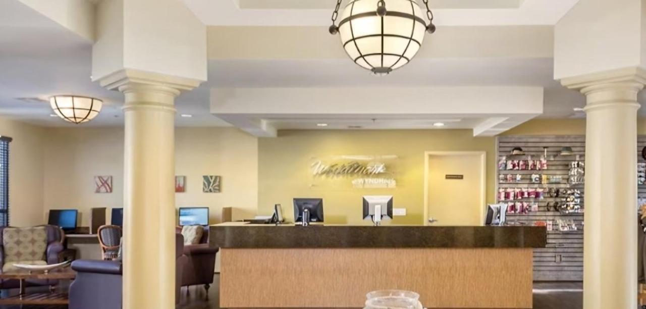 Tropicana Resort Vegas Strip Лас Вегас Екстериор снимка