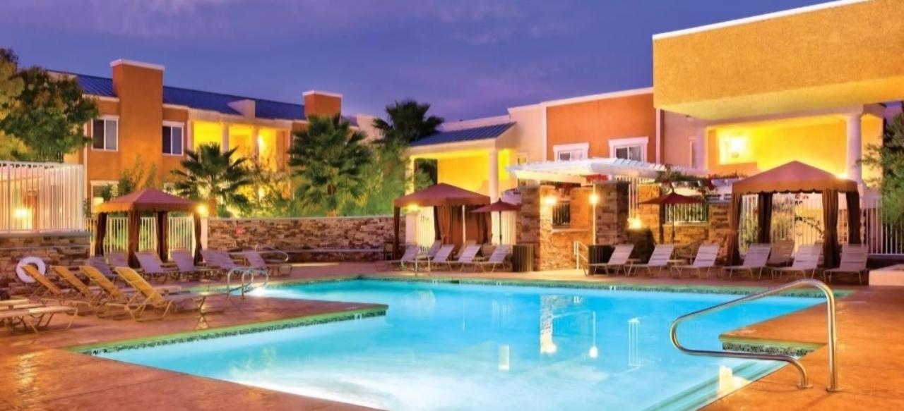 Tropicana Resort Vegas Strip Лас Вегас Екстериор снимка